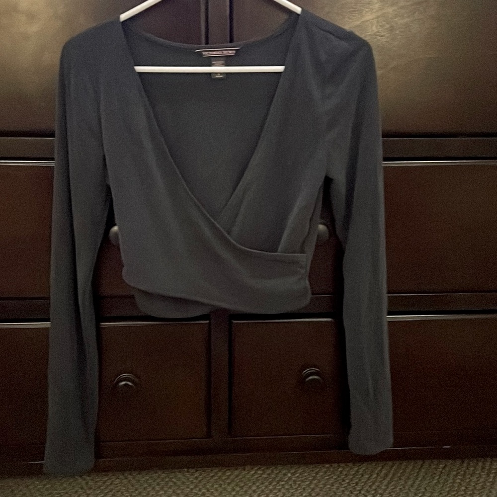 Victoria Secret long sleeve crop top